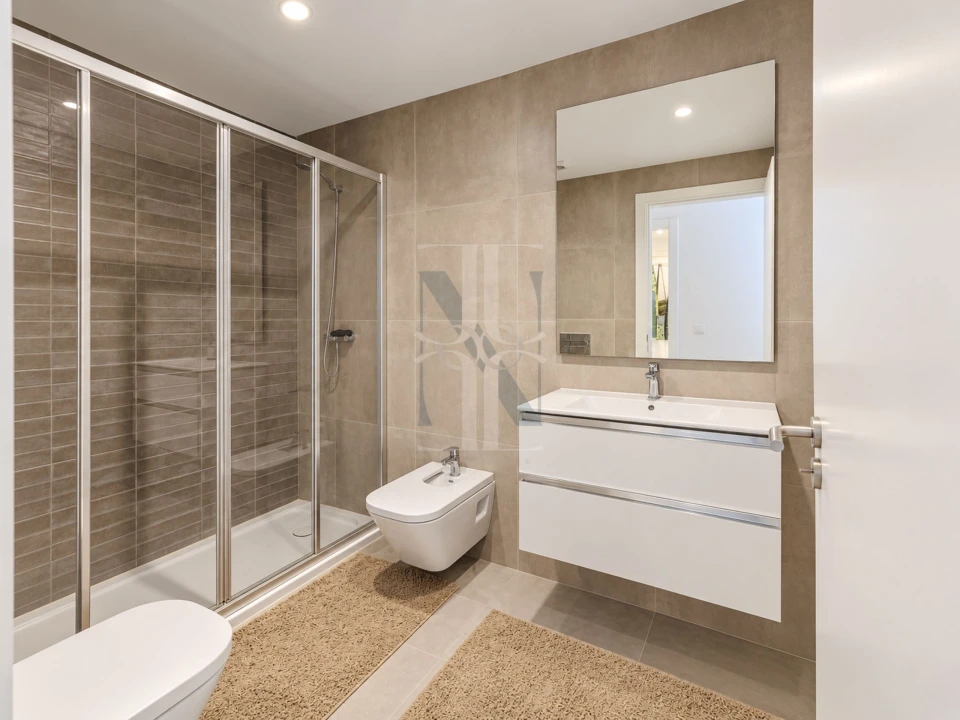 Apartamento T3 para Venda em Seixal Foto 40