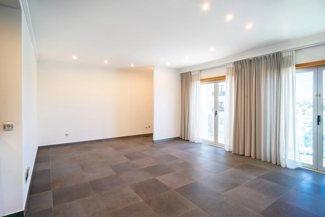 Apartamento T3 para Venda em Alcochete Foto 6