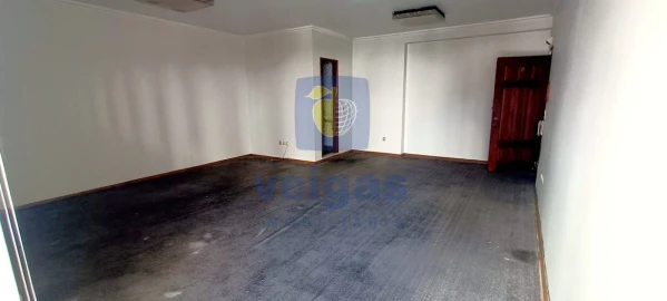 Escritório para Arrendamento em Leiria, Pousos, Barreira e Cortes