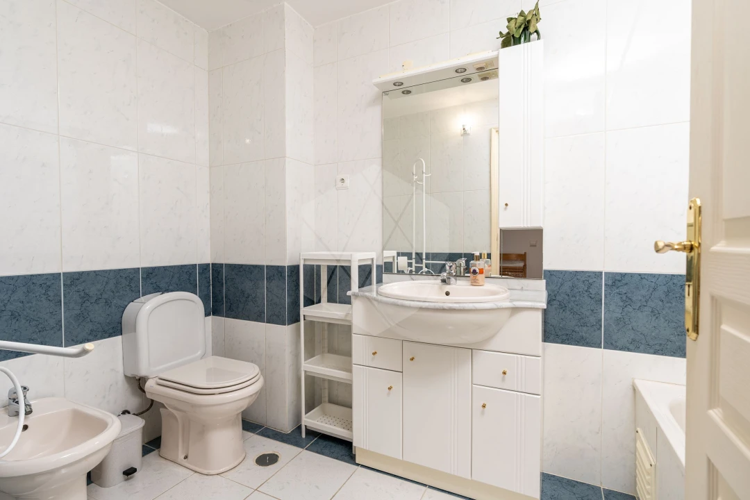 Apartamento T2 para Venda em Albufeira e Olhos de Água Foto 13