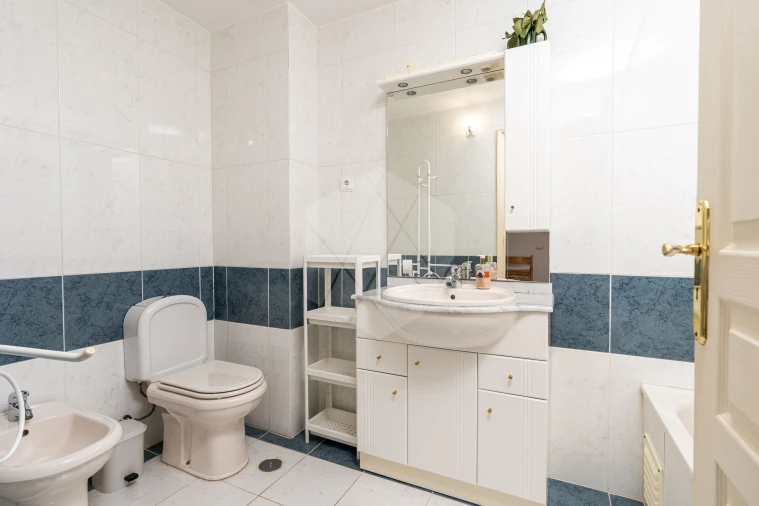 Apartamento T2 para Venda em Albufeira e Olhos de Água Foto 13