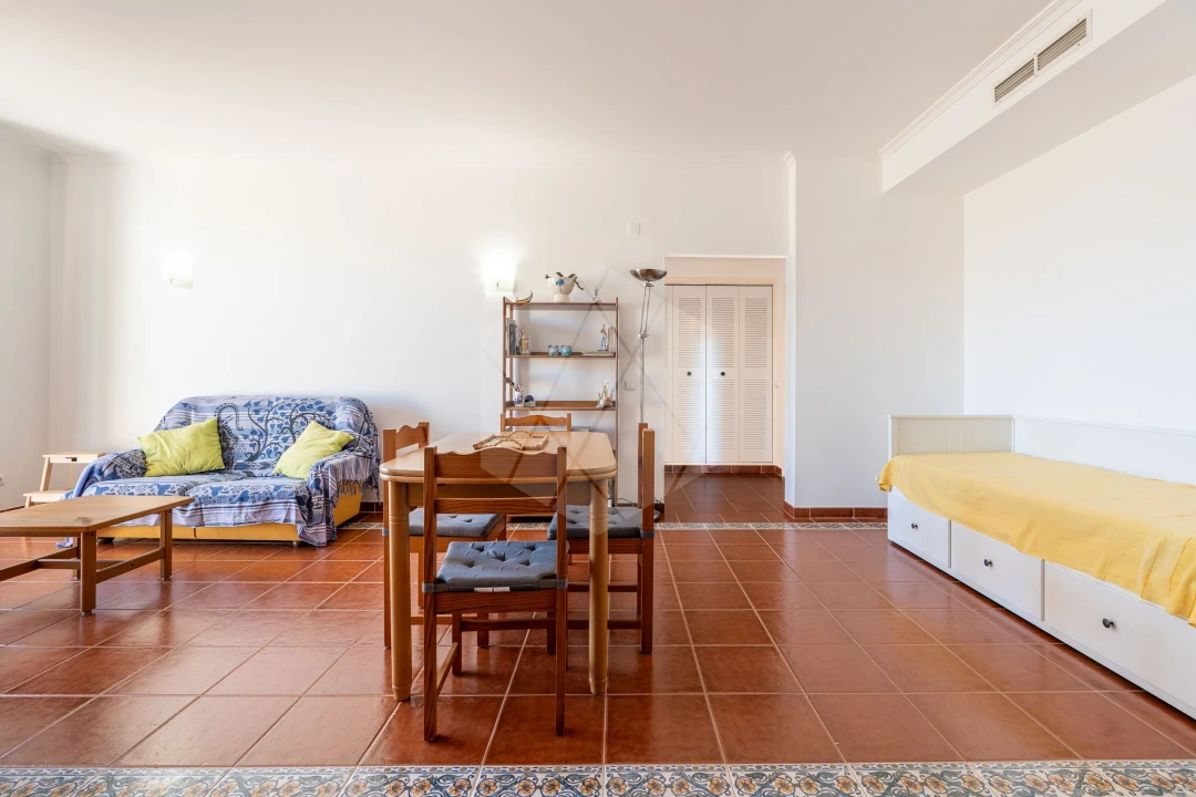 Apartamento T2 para Venda em Albufeira e Olhos de Água Foto 14