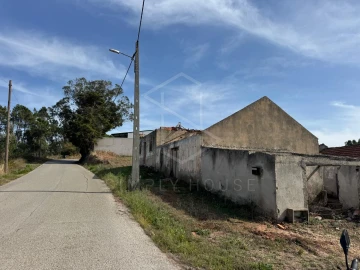 Moradia T2 para Venda em Alvorninha