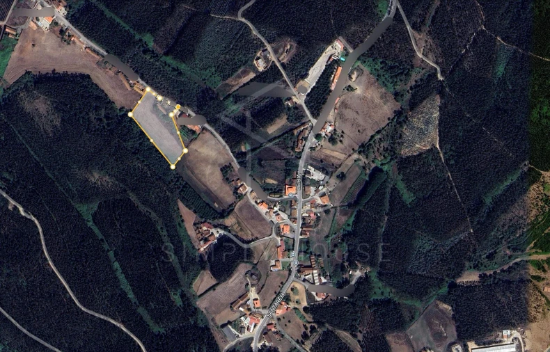 Moradia T2 para Venda em Alvorninha Foto 28