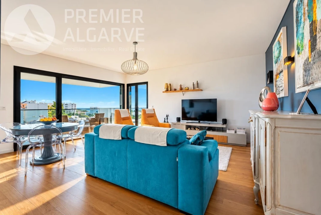Apartamento T3 para Venda em Faro (Sé e São Pedro) Foto 1