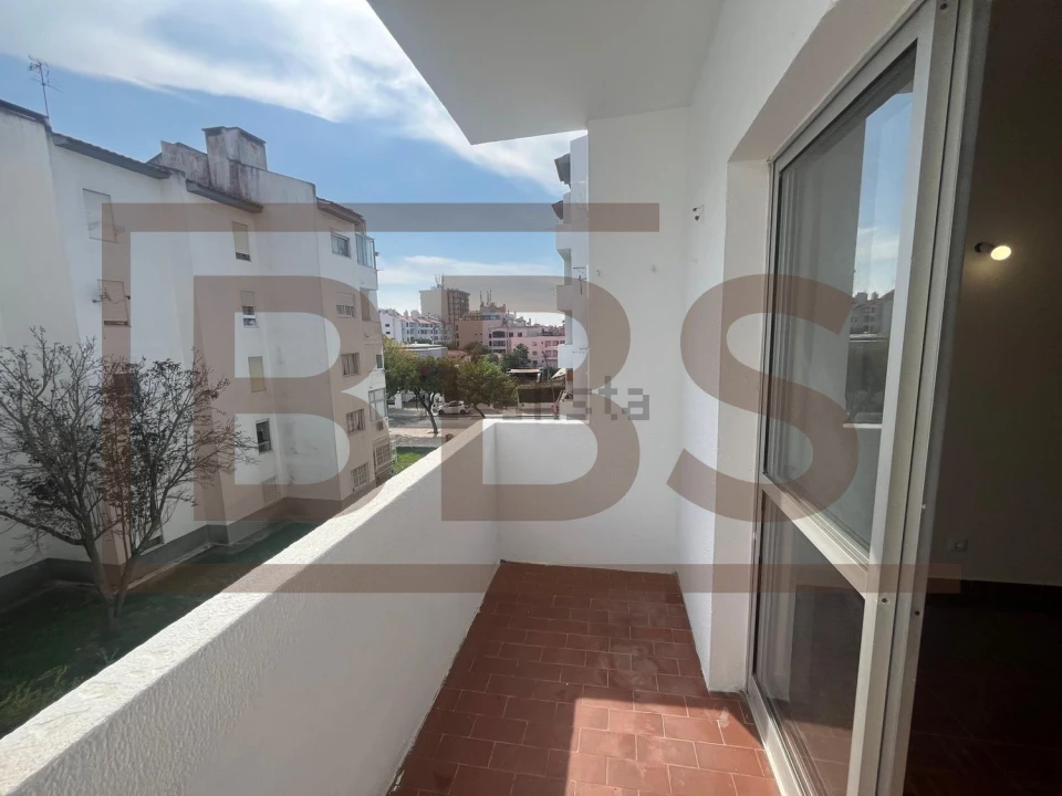 Apartamento T2 para Venda em Cascais e Estoril Foto 17