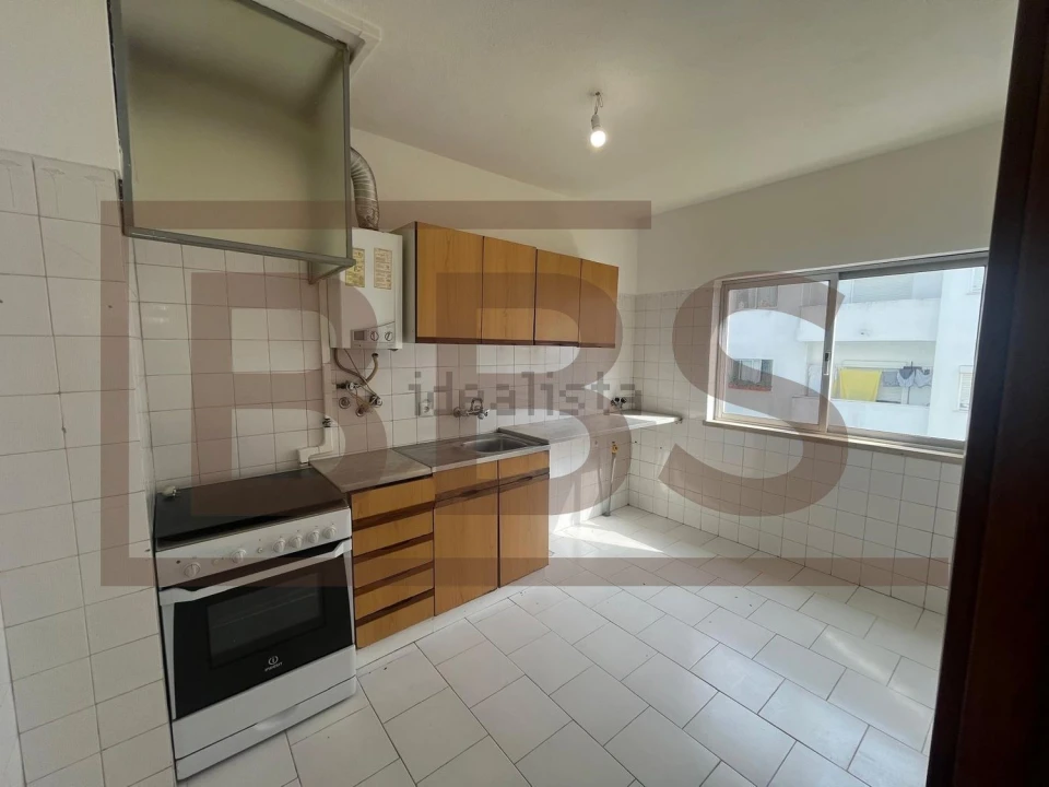 Apartamento T2 para Venda em Cascais e Estoril Foto 13
