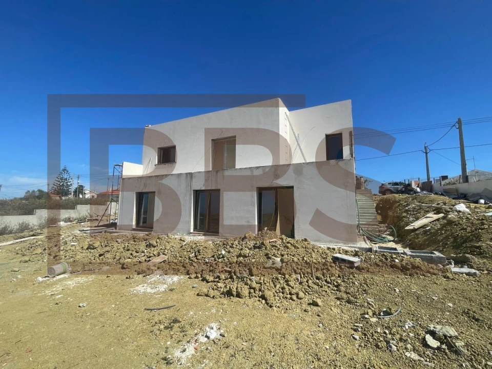 Moradia T5 para Venda em Agualva e Mira-Sintra Foto 17