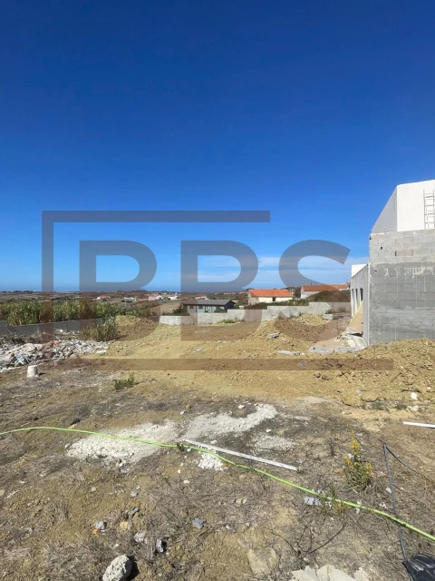 Moradia T5 para Venda em Agualva e Mira-Sintra