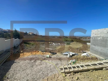 Moradia T5 para Venda em Agualva e Mira-Sintra