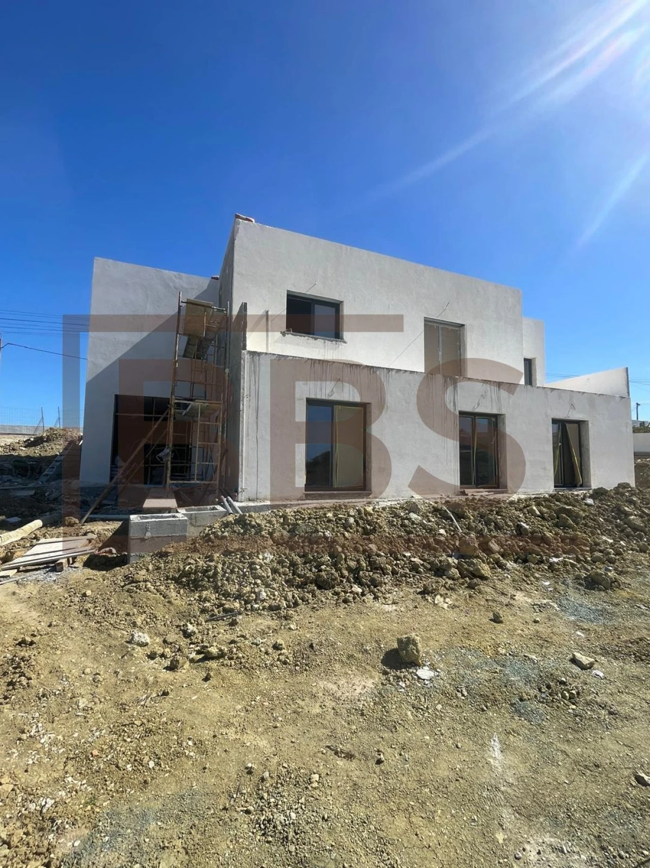 Moradia T5 para Venda em Agualva e Mira-Sintra Foto 22