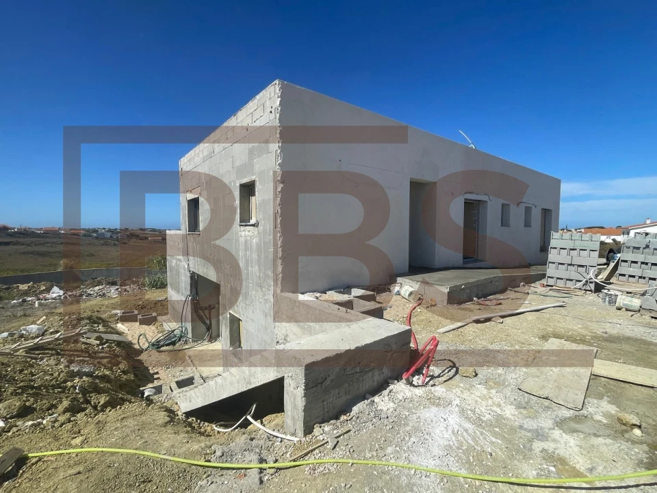 Moradia T5 para Venda em Agualva e Mira-Sintra Foto 1