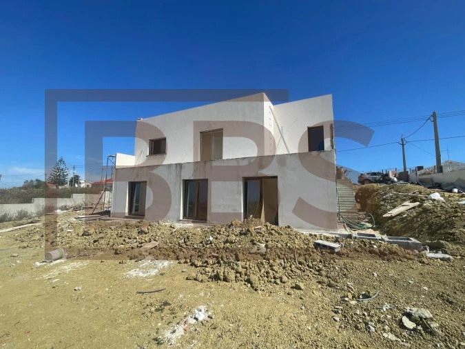 Moradia T5 para Venda em Agualva e Mira-Sintra Foto 17