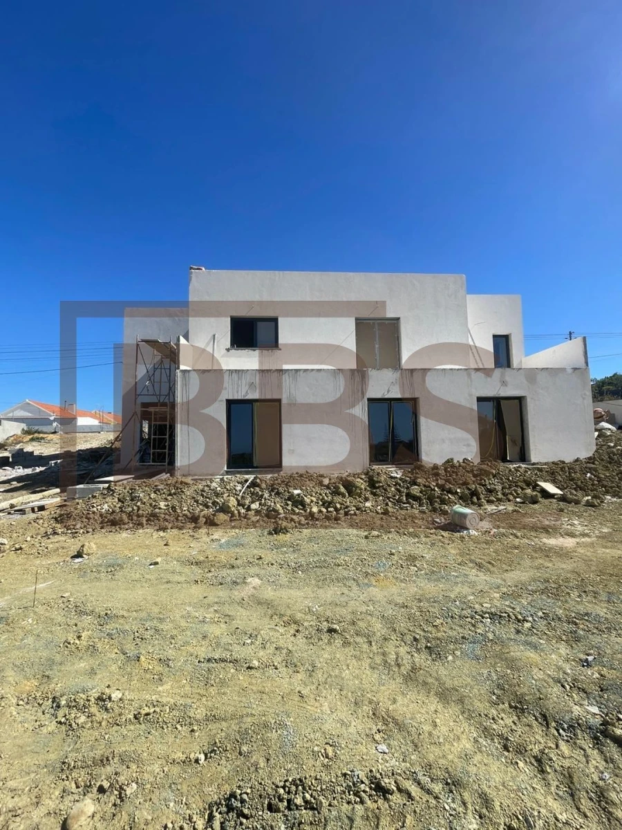 Moradia T5 para Venda em Agualva e Mira-Sintra Foto 20