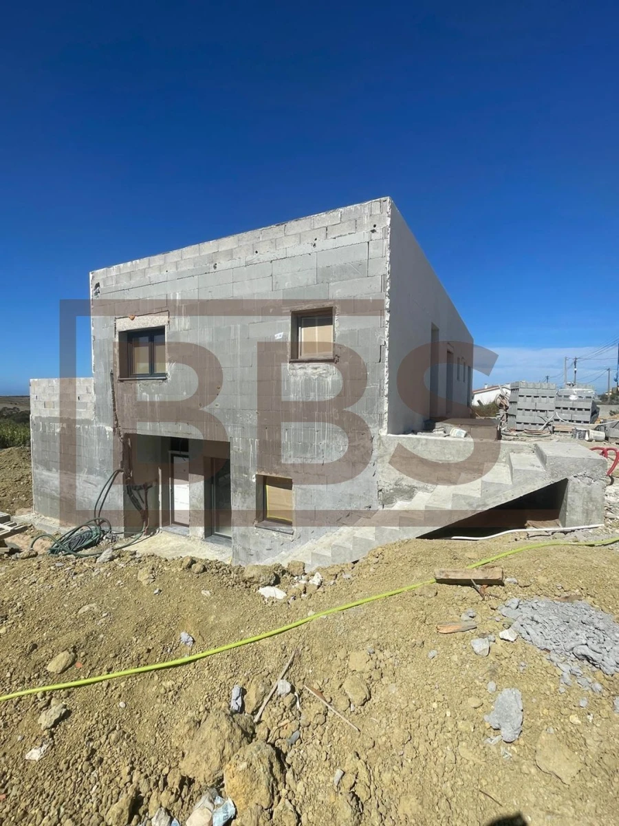 Moradia T5 para Venda em Agualva e Mira-Sintra Foto 6