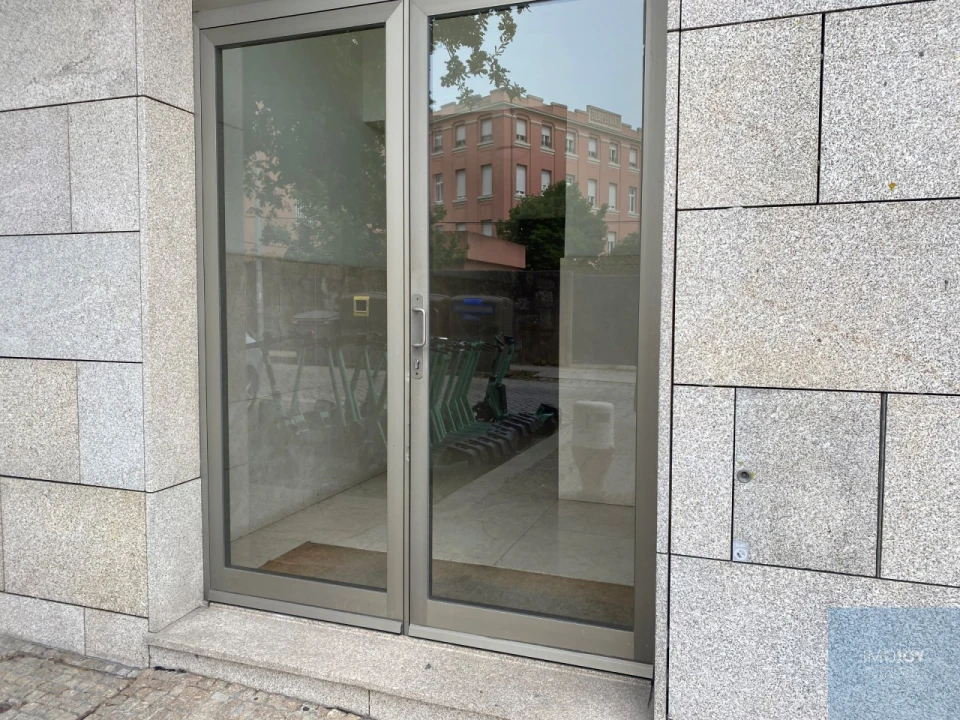 Apartamento T3 para Arrendamento em Ramalde Foto 32
