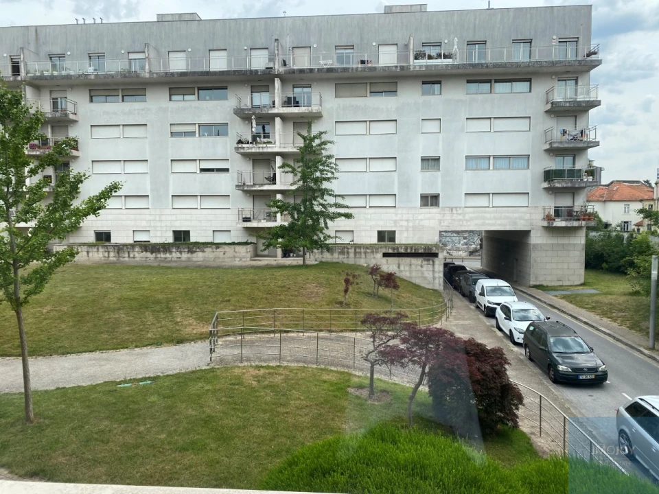 Apartamento T3 para Arrendamento em Ramalde Foto 38
