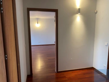 Apartamento T3 para Arrendamento em Ramalde