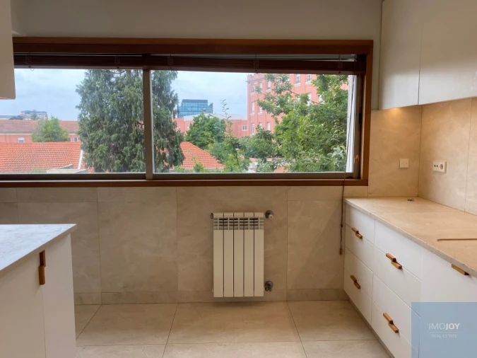 Apartamento T3 para Arrendamento em Ramalde Foto 9