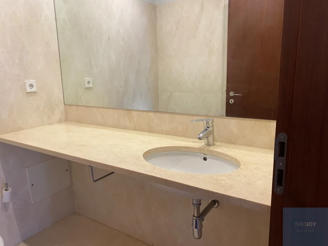 Apartamento T3 para Arrendamento em Ramalde Foto 11