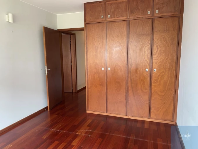 Apartamento T3 para Arrendamento em Ramalde Foto 20