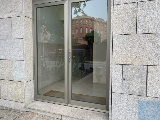 Apartamento T3 para Arrendamento em Ramalde Foto 32