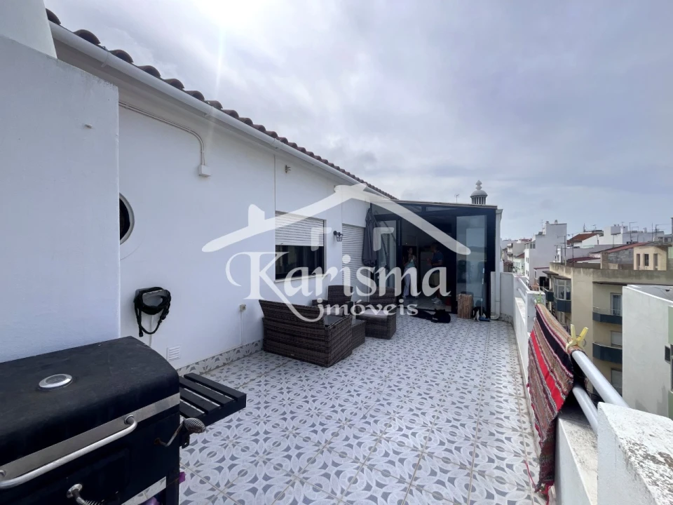 Apartamento T3 para Venda em Portimão Foto 2