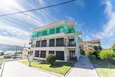 Apartamento T3 para Venda em Gondar