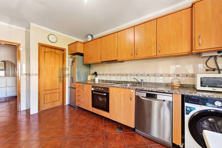Apartamento T3 para Venda em Gondar Foto 8