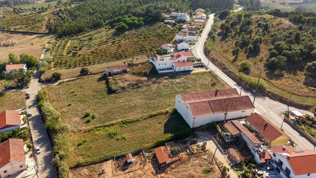 Terreno para Venda em Azueira e Sobral da Abelheira Foto 2