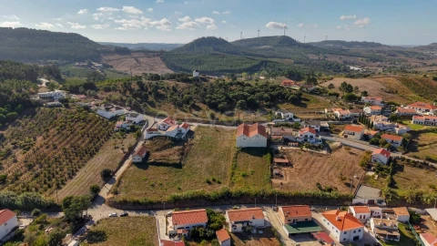 Terreno para Venda em Azueira e Sobral da Abelheira