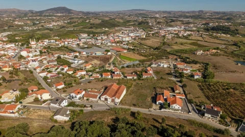 Terreno para Venda em Azueira e Sobral da Abelheira