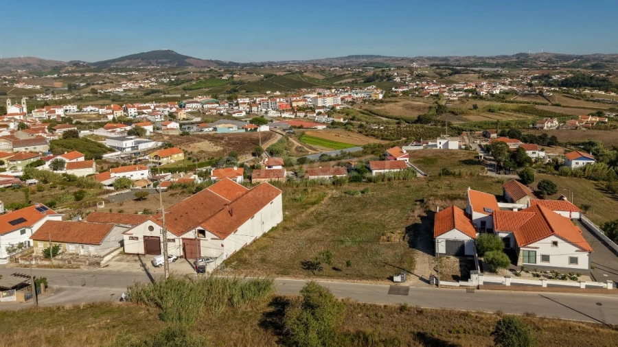 Terreno para Venda em Azueira e Sobral da Abelheira