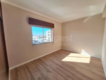 Apartamento T2 para Venda em Portimão