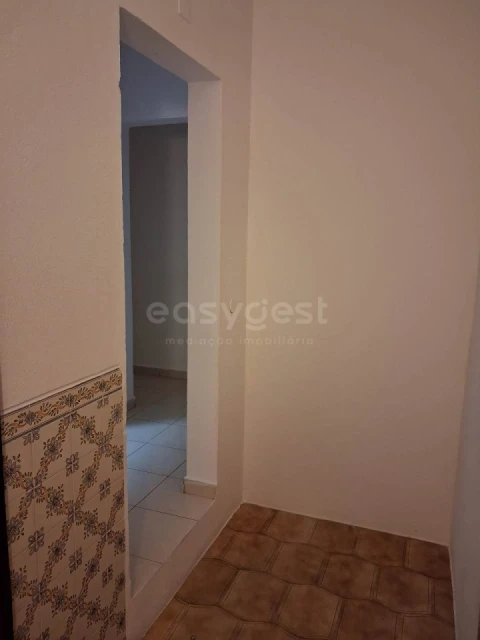Apartamento T1 para Venda em Serpa (Salvador e Santa Maria)