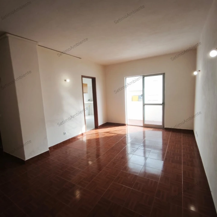 Apartamento T2 para Venda em Cascais e Estoril Foto 1