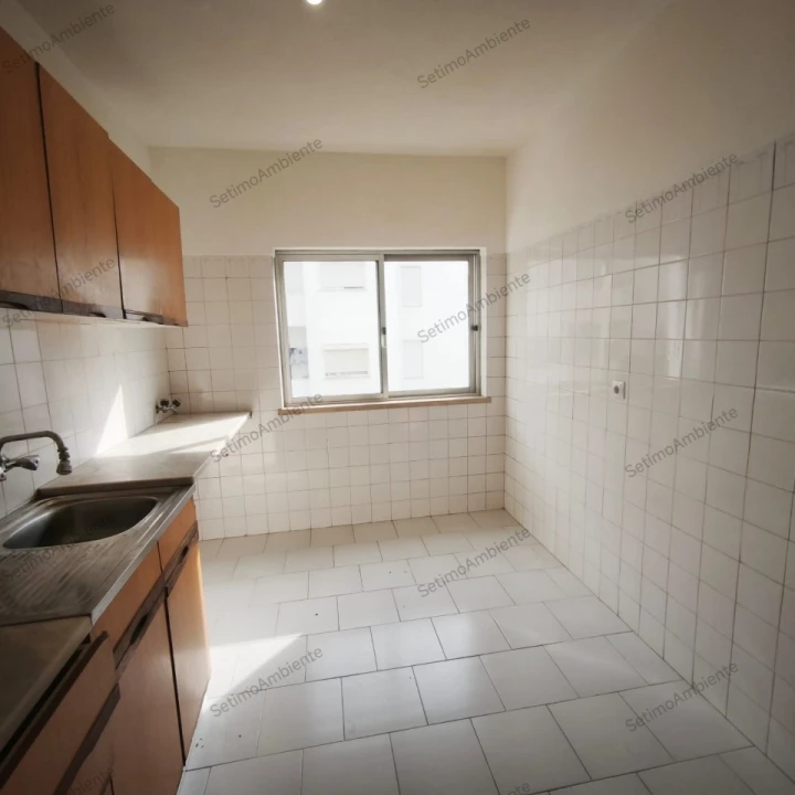 Apartamento T2 para Venda em Cascais e Estoril Foto 7