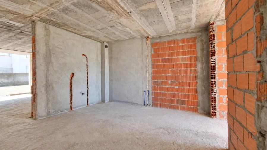 Apartamento T2 para Venda em Espinho Foto 9