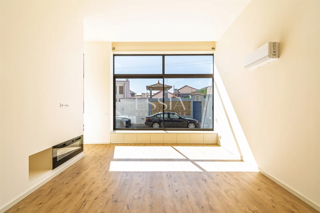 Apartamento T2 para Venda em Paranhos Foto 10