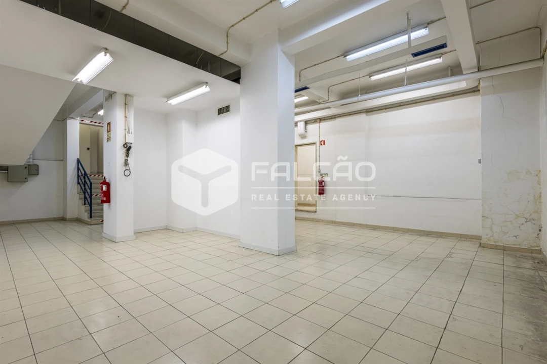 Loja para Arrendamento em Marvila, Ribeira Santarém, São Salvador, São Nicolau Foto 42