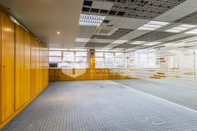 Loja para Arrendamento em Marvila, Ribeira Santarém, São Salvador, São Nicolau