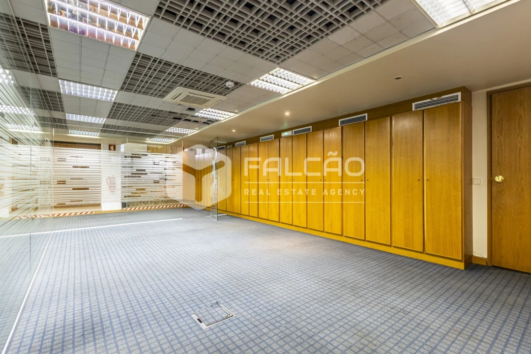 Loja para Arrendamento em Marvila, Ribeira Santarém, São Salvador, São Nicolau Foto 22