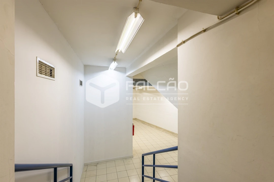 Loja para Arrendamento em Marvila, Ribeira Santarém, São Salvador, São Nicolau Foto 34