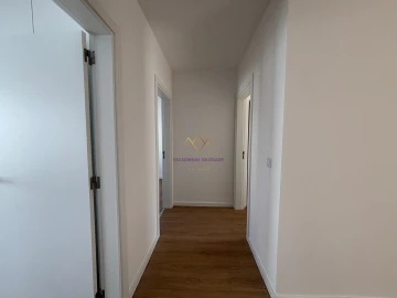 Apartamento T3 para Venda em Santo António dos Cavaleiros e Frielas
