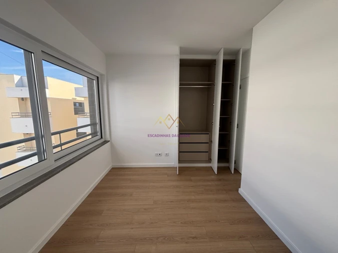 Apartamento T3 para Venda em Santo António dos Cavaleiros e Frielas Foto 22