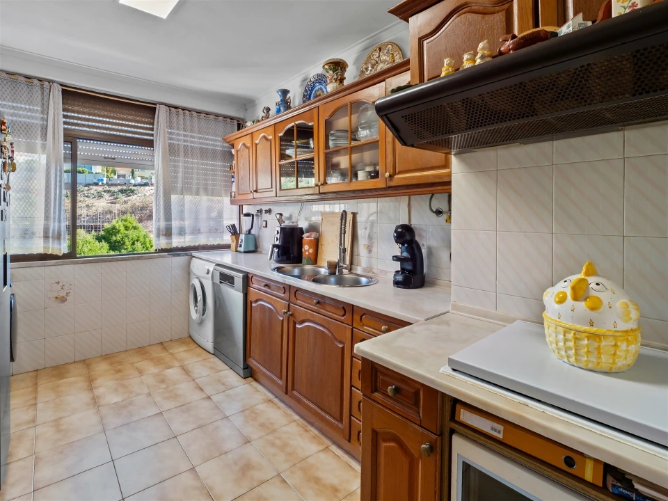 Apartamento T3 para Venda em Carnaxide e Queijas Foto 6