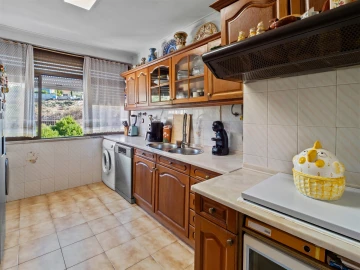 Apartamento T3 para Venda em Carnaxide e Queijas