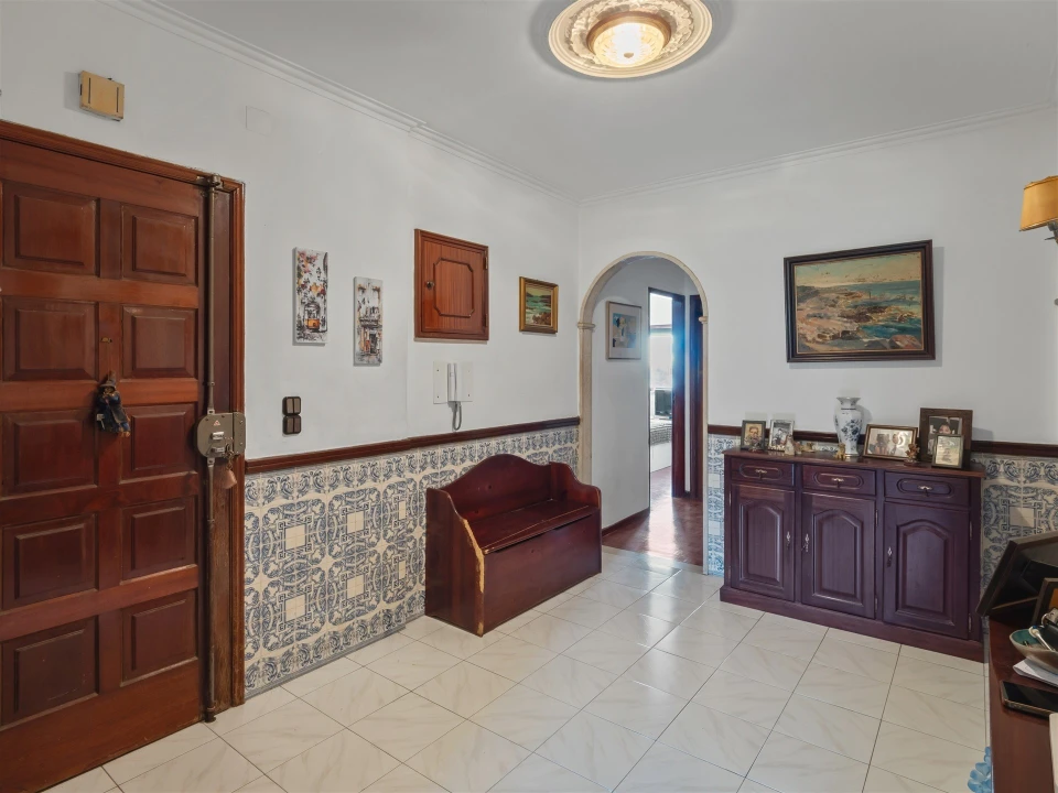 Apartamento T3 para Venda em Carnaxide e Queijas Foto 3
