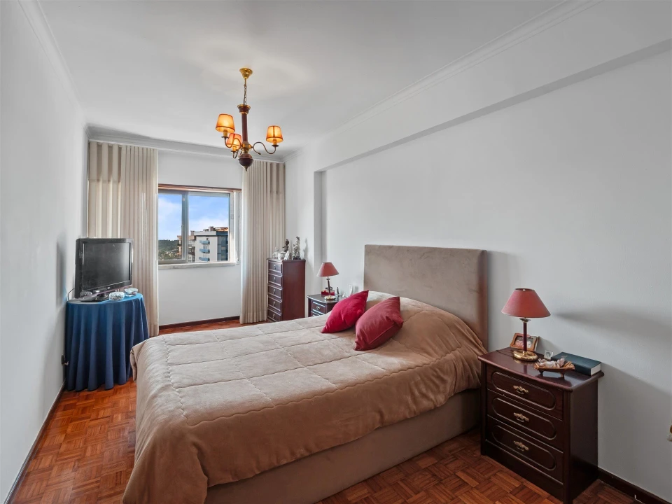 Apartamento T3 para Venda em Carnaxide e Queijas Foto 15