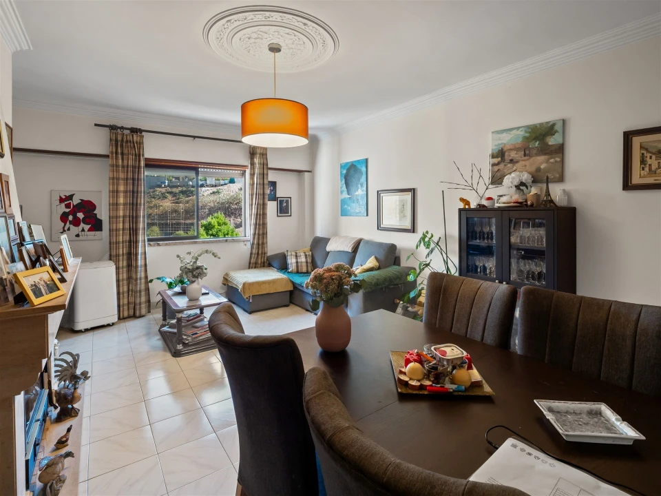 Apartamento T3 para Venda em Carnaxide e Queijas Foto 13
